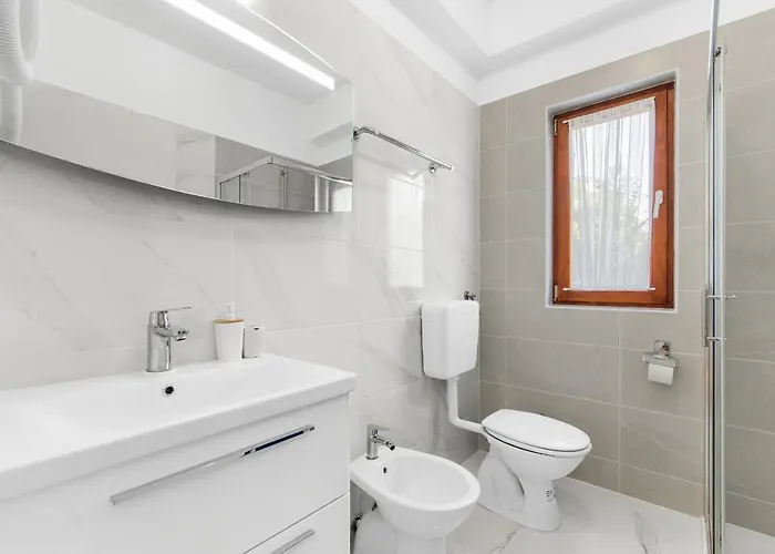 Mirjana Spada 3* 포레치